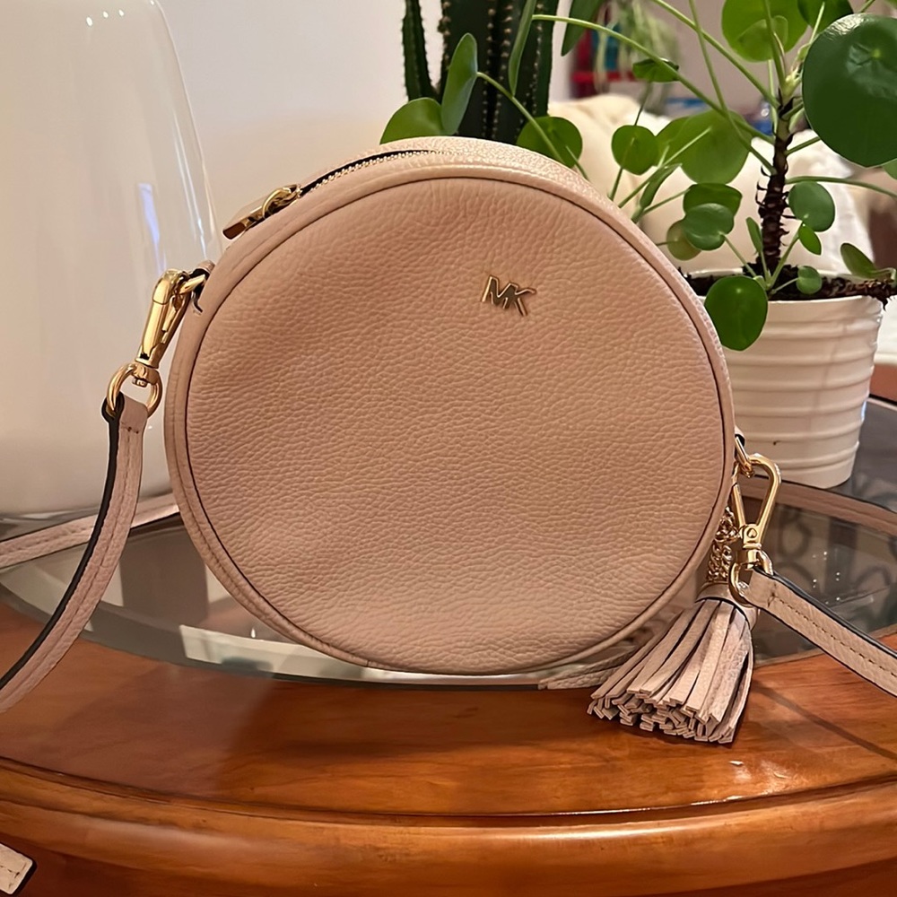 Michael Kors Pebbled Leather Canteen Cross Body